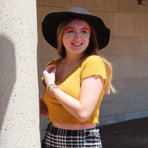 Meet your Posher, Katie